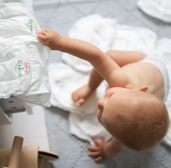 Couches Hypoallergéniques love and green taille 2 (3 à 6 kg) 44couches